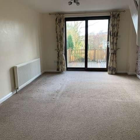 Ottery St, EX11 - Photo 1