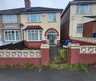 3 bedroom semi-detached house to rent - Photo 4