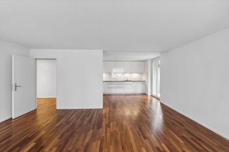 "Modern 2.5 room apartment near Schaffhauserplatz" - Photo 2
