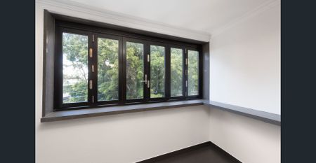 Modern Residence in Converted Warehouse - Photo 2