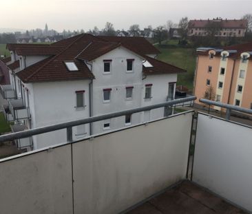 3‑Zimmer Dach­ge­schoss­woh­nung in Rott­weil zu vermieten - Photo 1