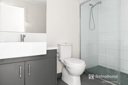 Prime Location - Photo 5