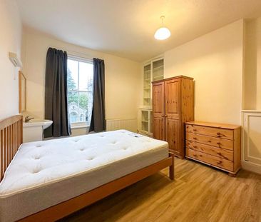 1 bedroom in a house share to rent - Photo 2