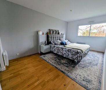 Location Maison 7 pièces 200m² - Photo 4