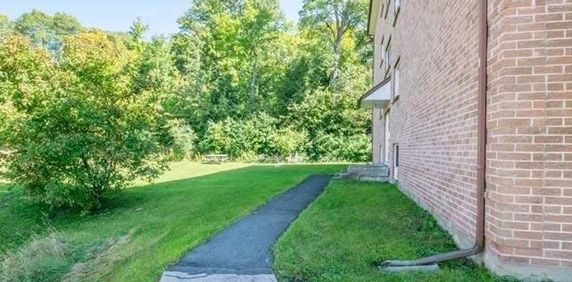 2 CH - 1 SDB - Gatineau - $1,300 /mo - Photo 2