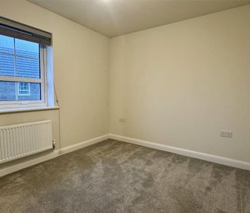 3 bedroom detached house to rent - Photo 4