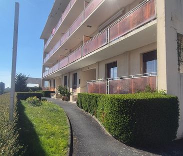 A LOUER Appartement 50000 Saint-lo 2 pièce(s) 43.28 m2 - Photo 3
