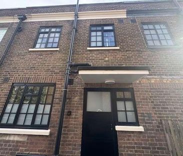 Secluded Apartment Living In The Heart Of Town, TN1 - Photo 4