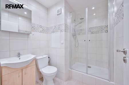 Pronájem bytu 1+1 38 m² - Fotografie 5