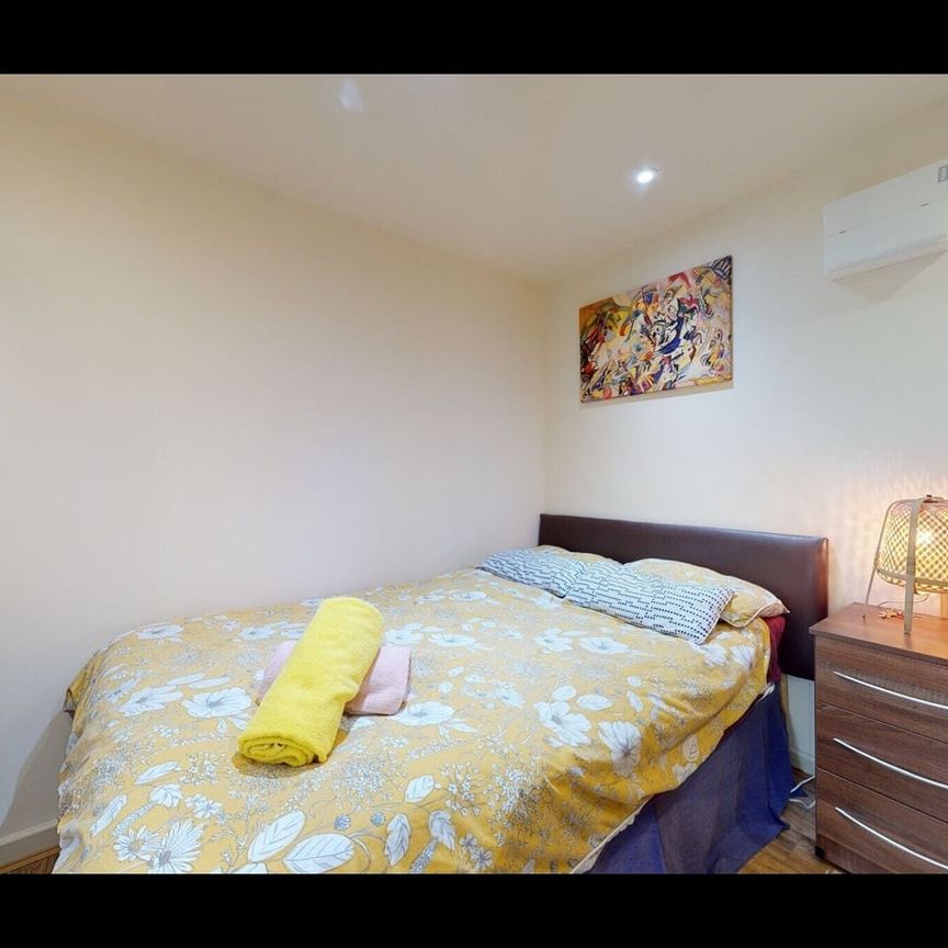 Studio Flat, Kilburn, NW2 - Photo 1