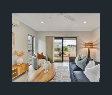 Modern Family Home - Photo 3