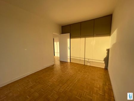 Location Appartement 3 pièces 85m² - Photo 2