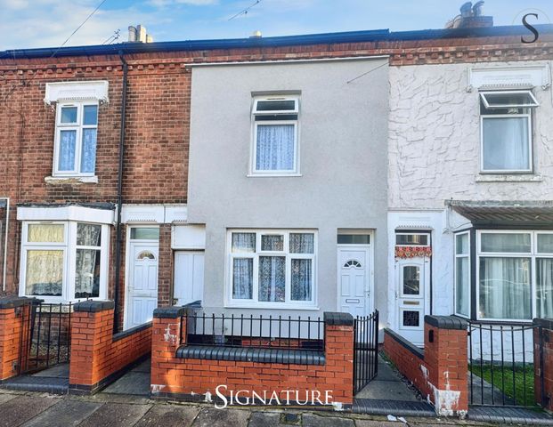 2 bed terraced house to rent in Lancaster Street, Leicester - Photo 1