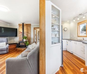 Property Management43 Neil Ave, Te Atatu Peninsula - House for Rent - Photo 1