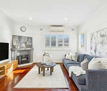 Family-Friendly Home in a Peaceful Padstow Pocket - Photo 2