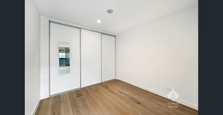 Modern Comfort and Convenience in the Heart of Doncaster - Photo 5