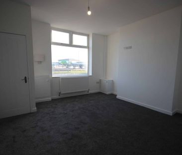 Kirkhall Lane - Photo 4