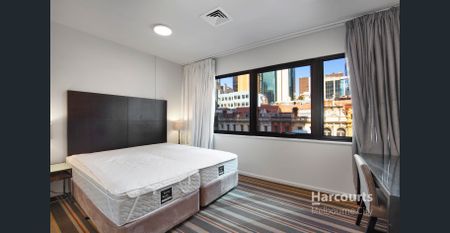 The Ultimate In Inner City Living - Fully Furnished! - Photo 3