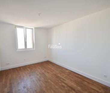 Location Appartement 2 pièces 45m² ST LO 50000 - Photo 2
