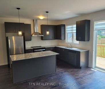 For Lease - 3213 Mosley Street, Wasaga Beach, Ontario - Photo 4