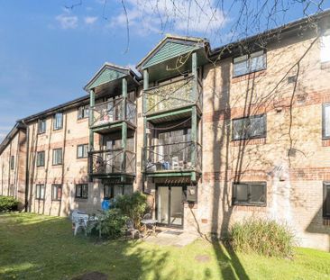 2 bedroom flat to rent - Photo 6