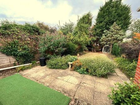 Greenhill Road, Halesowen, B62 - Photo 2