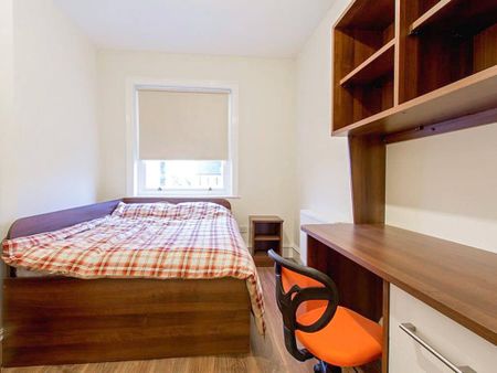 3 bedroom apartment to rent - Photo 5