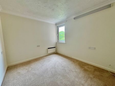 Lyndhurst Court, Hunstanton - Photo 3