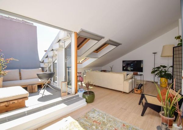 2 Bedroom House with a terrace, Paço de Arcos, Oeiras