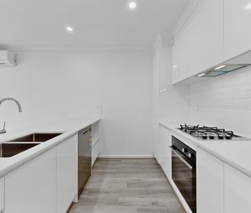 11 Fen Walk, Point Cook VIC 3030 - House For Rent | Domain - Photo 4