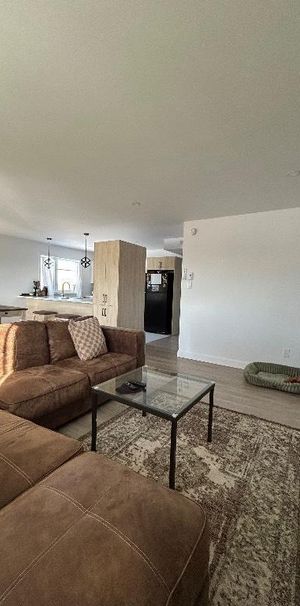 Appartement neuf 2025 St-Lambert de Lauzon 2 chambres + 1 bureau - Photo 1