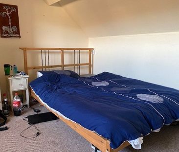 Caernarfon Road, Bangor, Gwynedd, LL57 - Photo 4