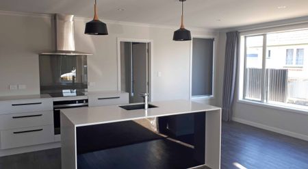 Walk in the park! - Photo 3