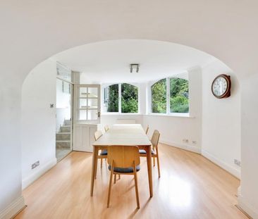 3 Bed Flat - Photo 6