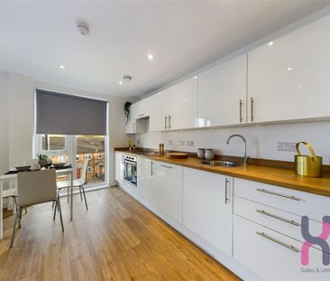 2 bedroom flat to rent - Photo 4