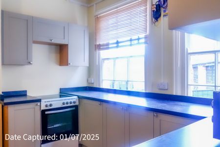 The Cottage, 1 Rawcliffe Lane - Photo 4