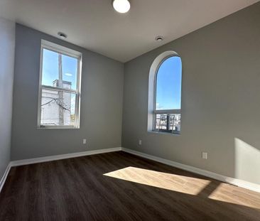 For Lease - 9 Wellington Street Unit# C, Aurora, Ontario - Photo 2