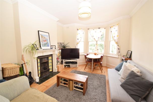St. Margarets Road, St Margarets, London, TW1, Twickenham - Photo 1