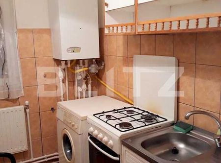 Garsoniera, decomandata, 28 mp, Pet Friendly, zona strazii Barsei - Photo 4