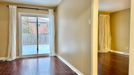 3211 Valcourt Crescent - Photo 3