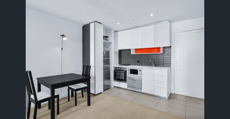 Fantastic Central Location - Photo 5