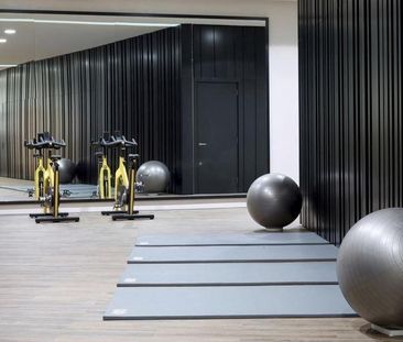 2 Bed Flat, Emery Way, E1W - Photo 1