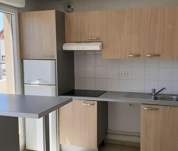 location Appartement T3 DE 58.86m² À VENISSIEUX - Photo 6