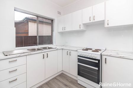 2/45 Iron Street, North Parramatta, NSW 2151 - Photo 4