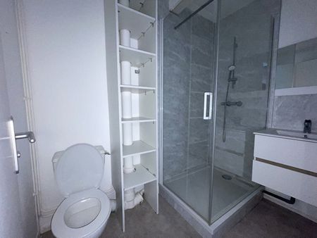 À louer / Studio 22 m² avec balcon, proche gare centre de Reims - Photo 5