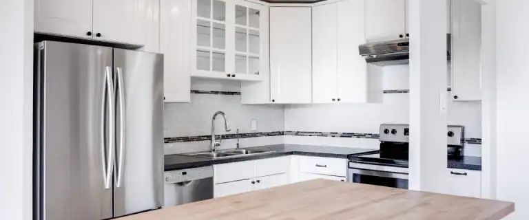 10 Fontenay | 10 Fontenay Court, Toronto - Photo 1