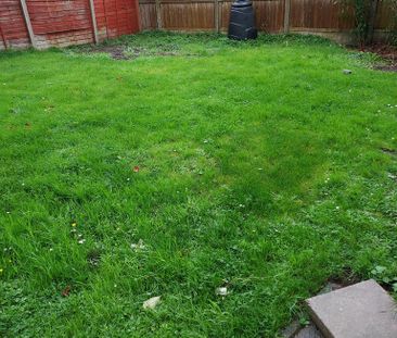 3 bedroom detached house to rent - Photo 5