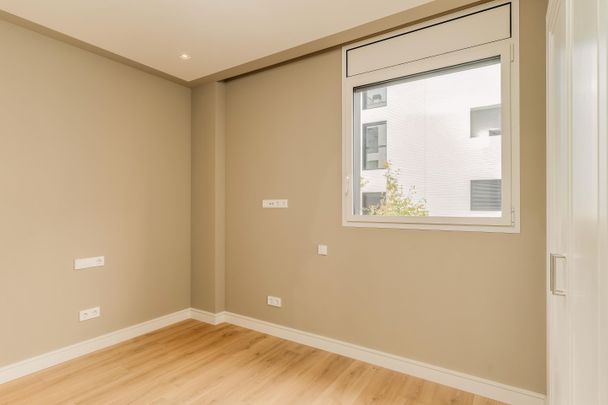 Piso de alquiler en Rda. Jean Monnet 230-238, Sabadell, 230-, Can Gambús - Photo 1