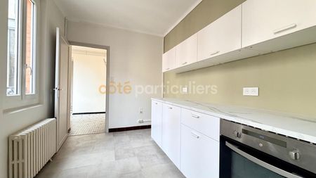 Location Appartement 3 pièces 96m² - Photo 2