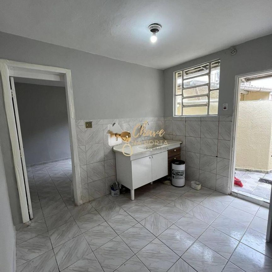 Casa Para Locação Próxima a Av Vereador João de Luca Com 1 Dormitório - Photo 1